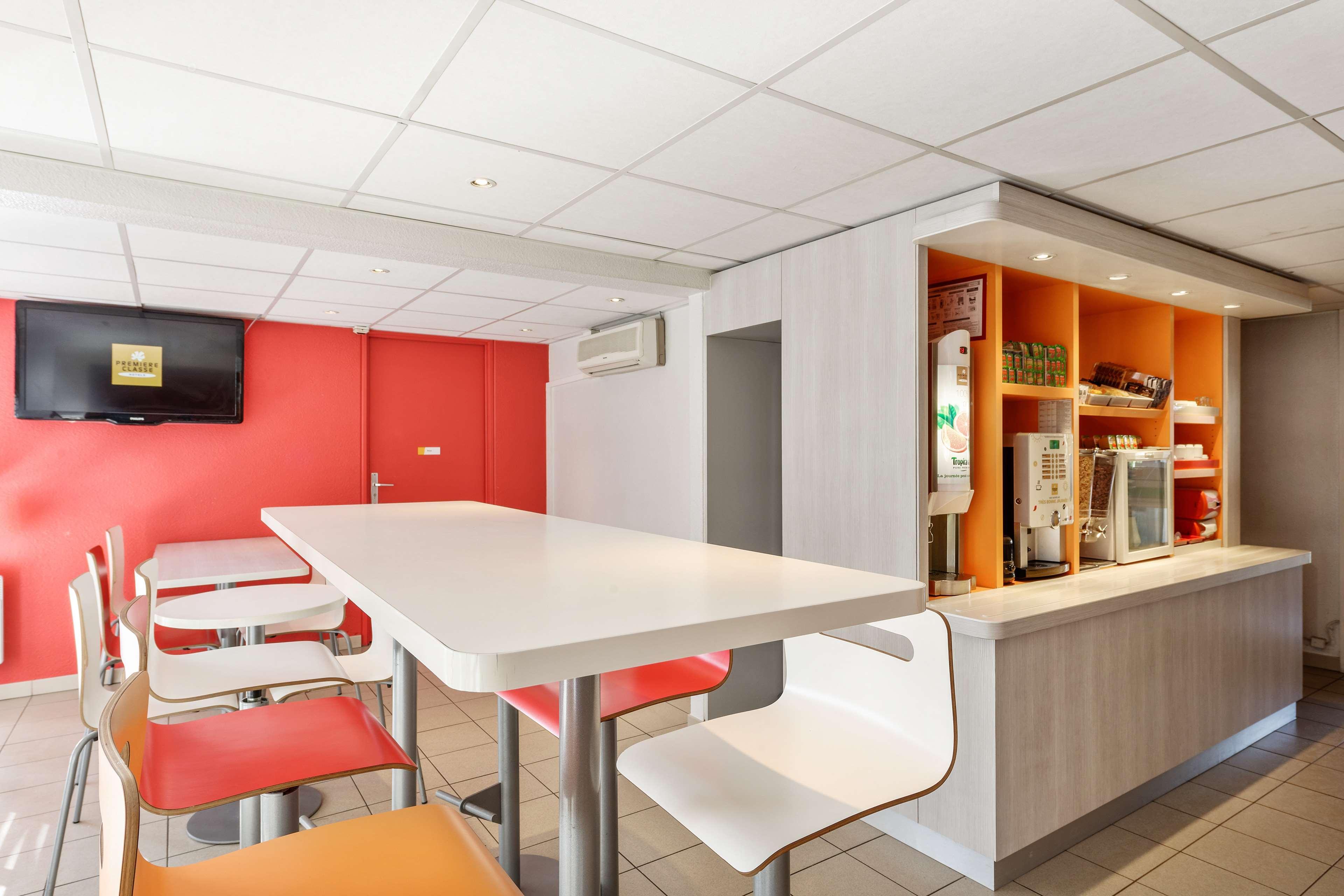 Premiere Classe Avallon Sauvigny-le-Bois Exterior foto